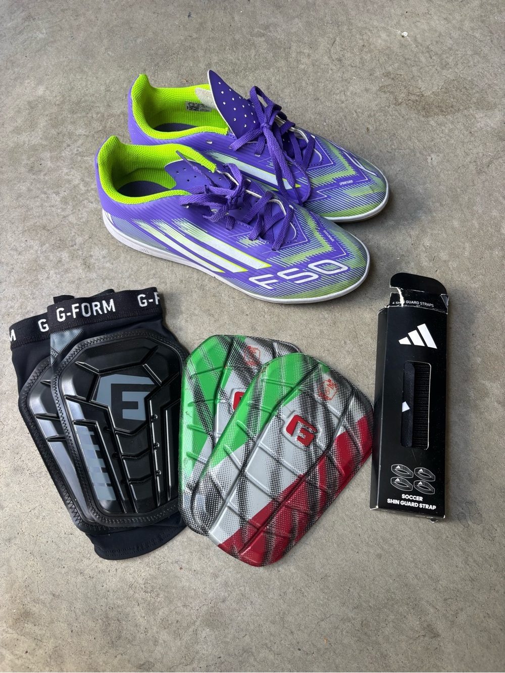 Soccer bundle! Cleats g form shinguard